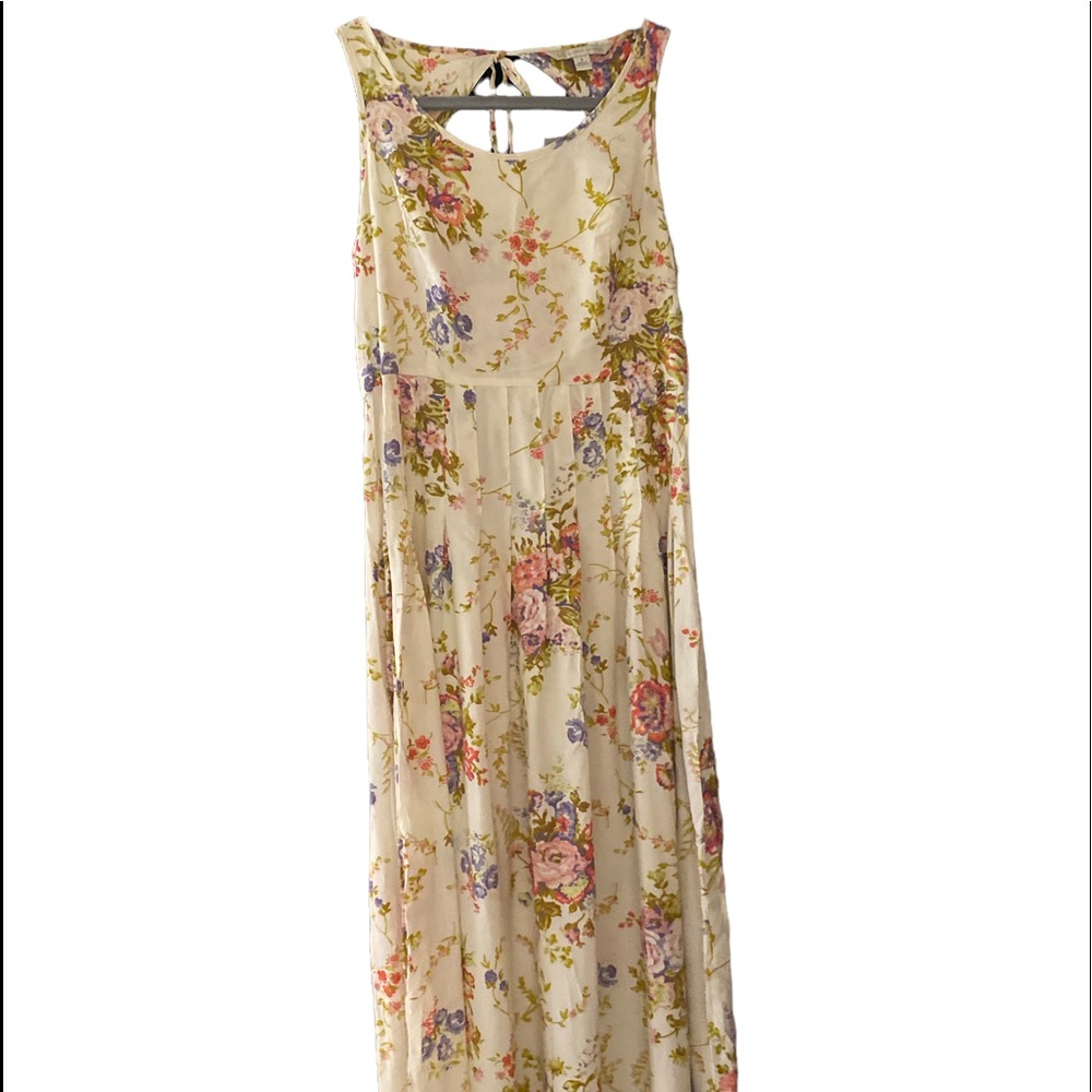 Lauren Conrad long floral dress with back cut out size 8